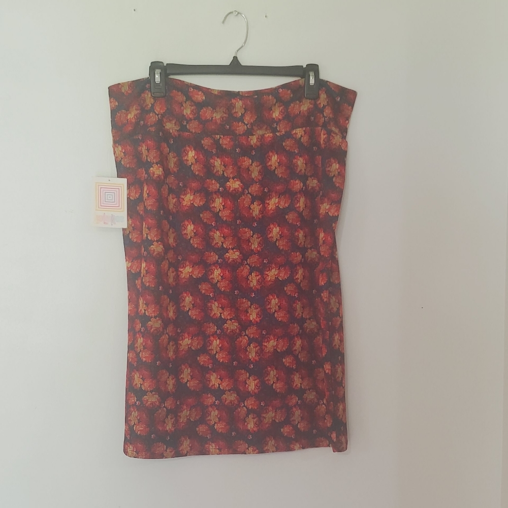 NWT Lularoe Cassie Skirt